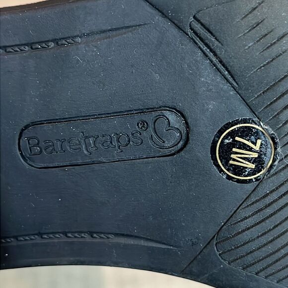 Baretraps Stratford vegan leather zip up tall boots size 7 - Picture 8 of 8